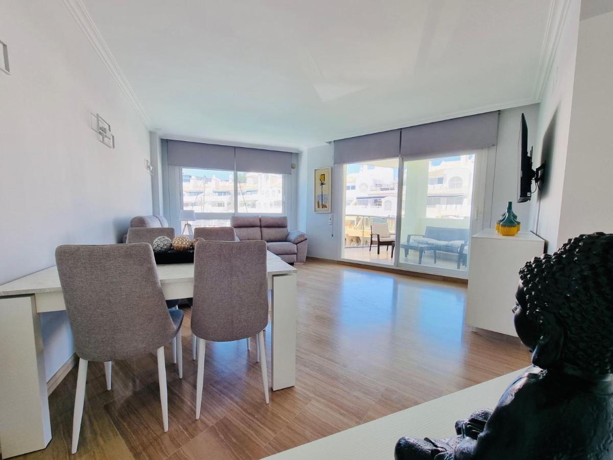 G&G Isla Marina Puerto Apartment Benalmadena Luaran gambar