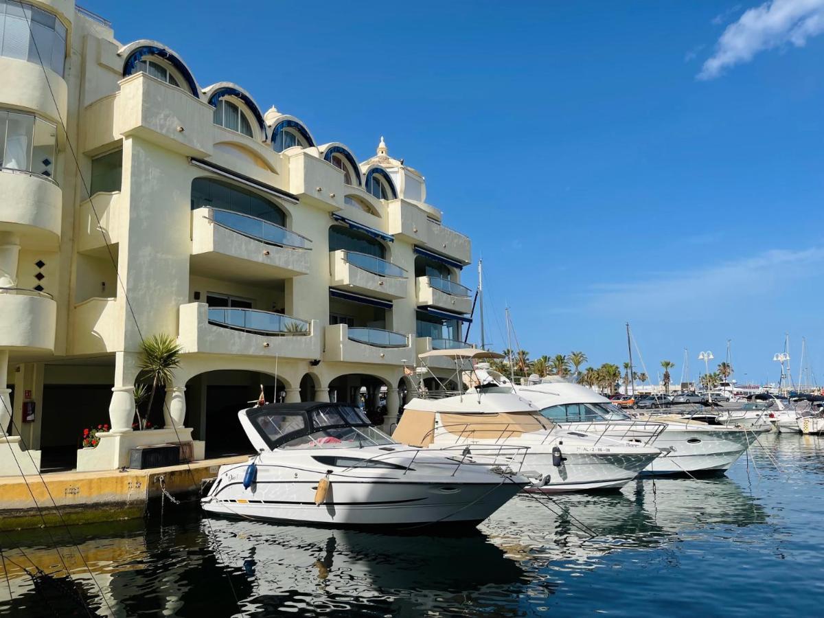 G&G Isla Marina Puerto Apartment Benalmadena Luaran gambar